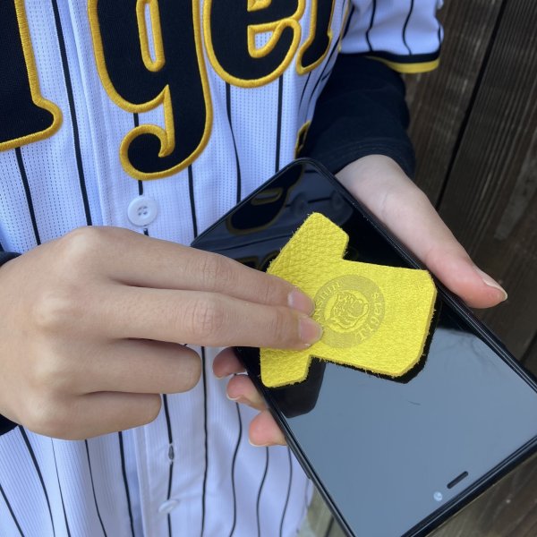 画像2: 【阪神タイガース×兵庫ジビエ鹿革】スマホクリーナー (2)
