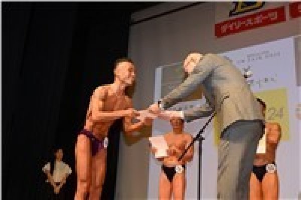 画像1: 014-表彰式2 (1)