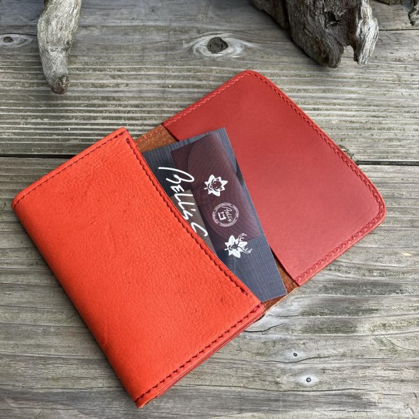 画像2: 【千葉ジェッツ公式ライセンスグッズ】 千葉県産ジビエレザー「キョン革」 名刺入れ (2)