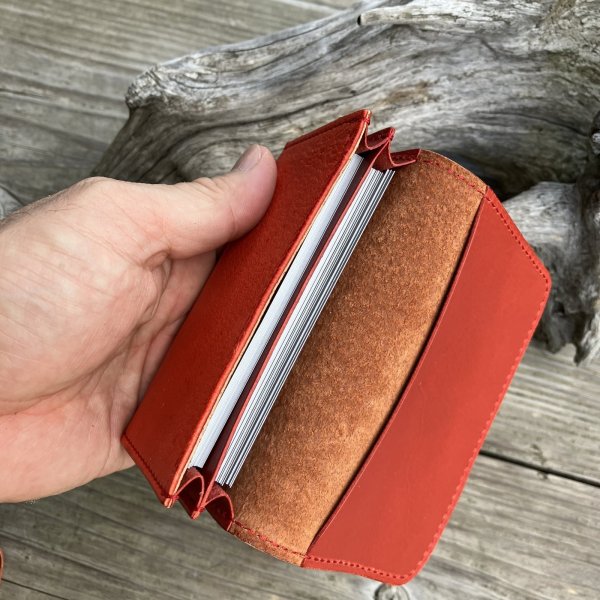 画像3: 【千葉ジェッツ公式ライセンスグッズ】 千葉県産ジビエレザー「キョン革」 名刺入れ (3)